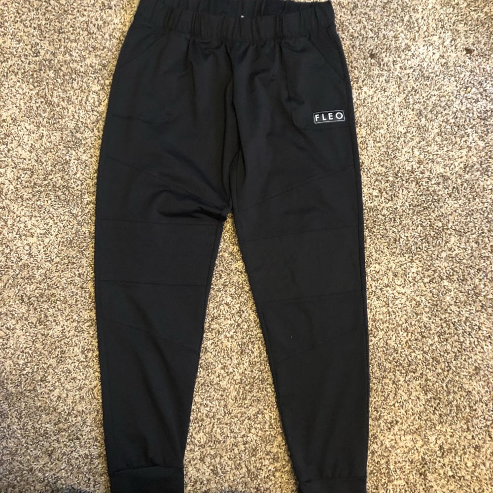 Fleo Joggers